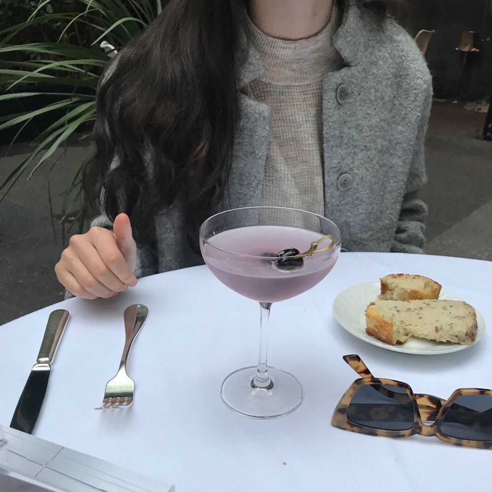 Meet your Posher, Chloe
